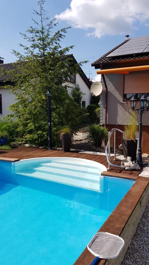 Ferienwohnung Schwarz Sersheim Exterior photo